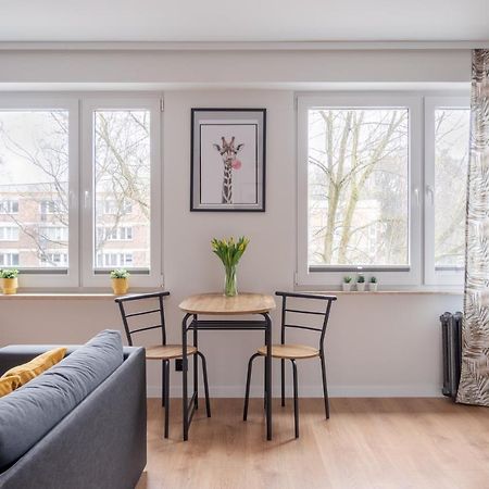 Mgm Home Wawer Miedzylesie Centrum Zdrowia Dziecka Warschau Buitenkant foto